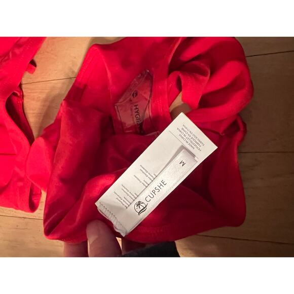 Cupshe Red Bikini Set - Picture 6 of 7